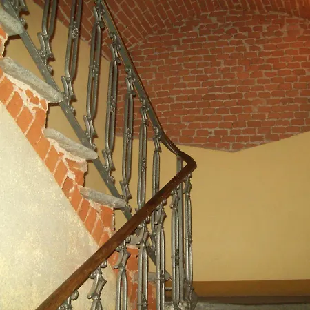 Excalibur Hotel 2*